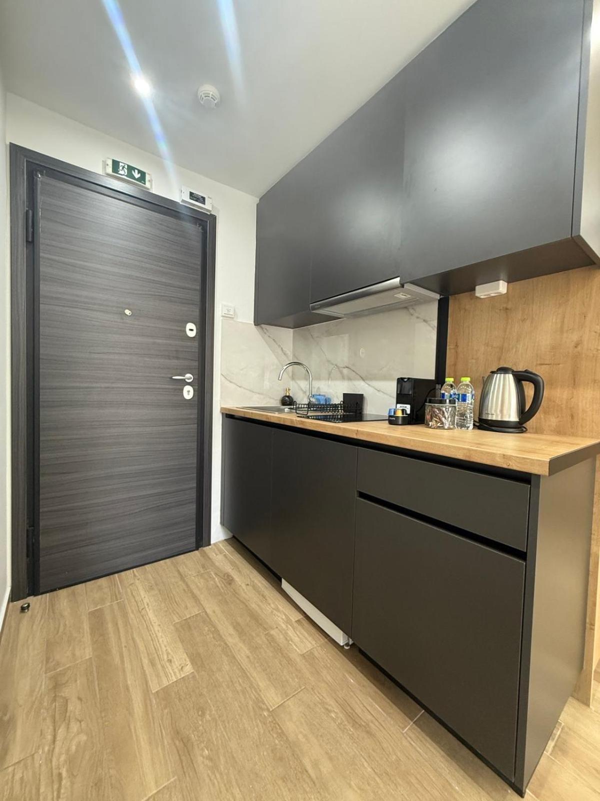 Xclusive Athens Suites Екстериор снимка